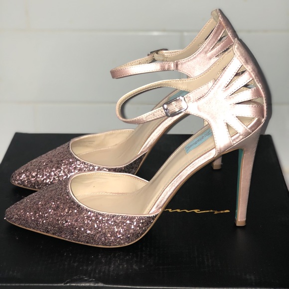 Betsy Johnson Pink sparkly single sole heels - Picture 4 of 6